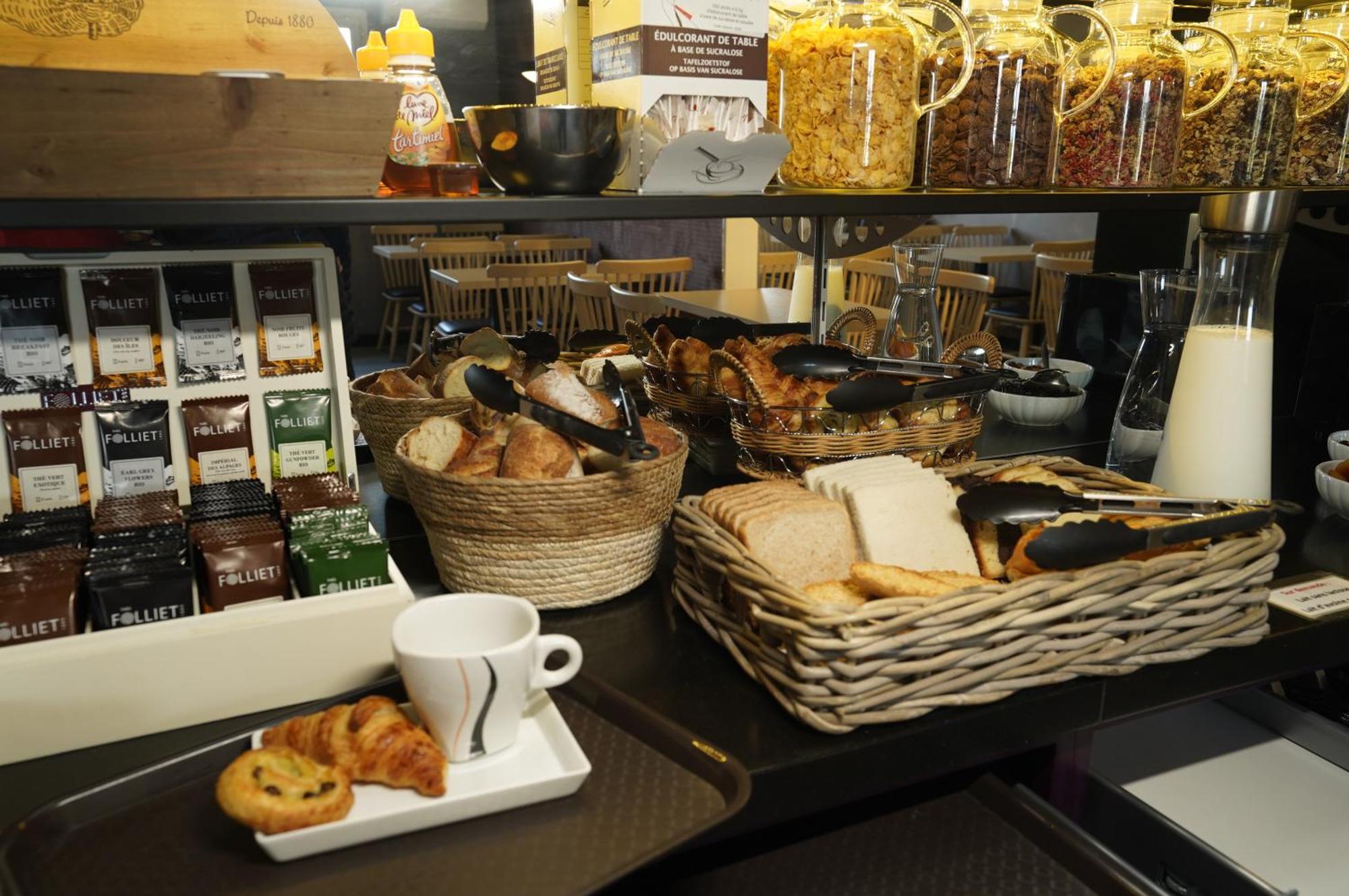 Anais Hotel Bourges Nord Saint-Doulchard エクステリア 写真