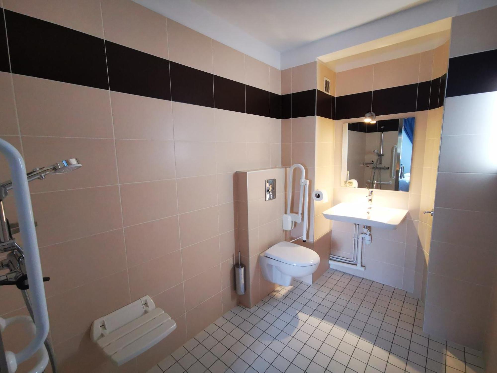 Anais Hotel Bourges Nord Saint-Doulchard エクステリア 写真